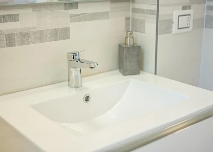 Turrini アパート モデナ